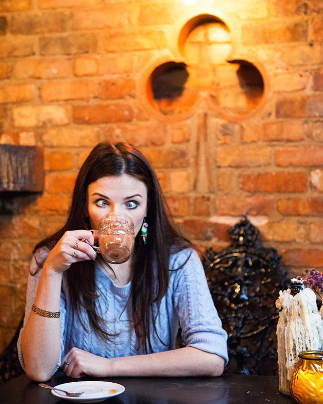 Aisling Bea by Karla Gowlett  - November 10th, 2017