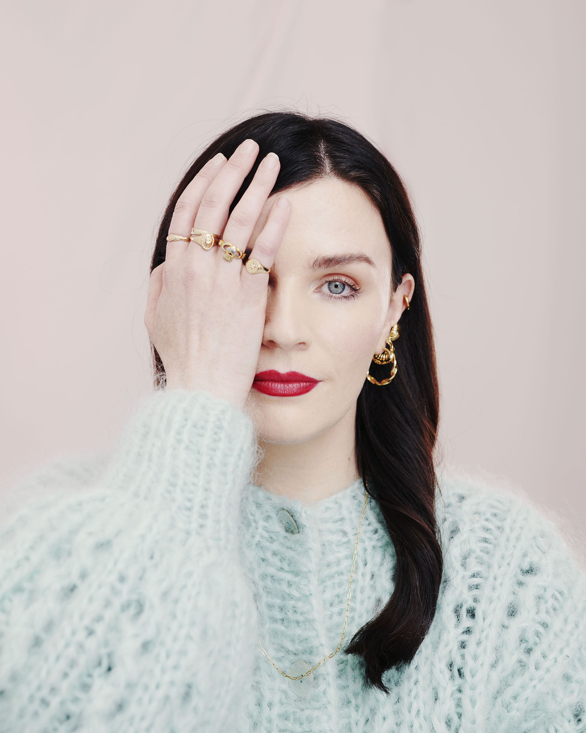 Actor and comedian Aisling Bea: ‘Entertaining is just in my bones’  - June 6th, 2023